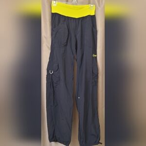Zumba Cargo pants - M